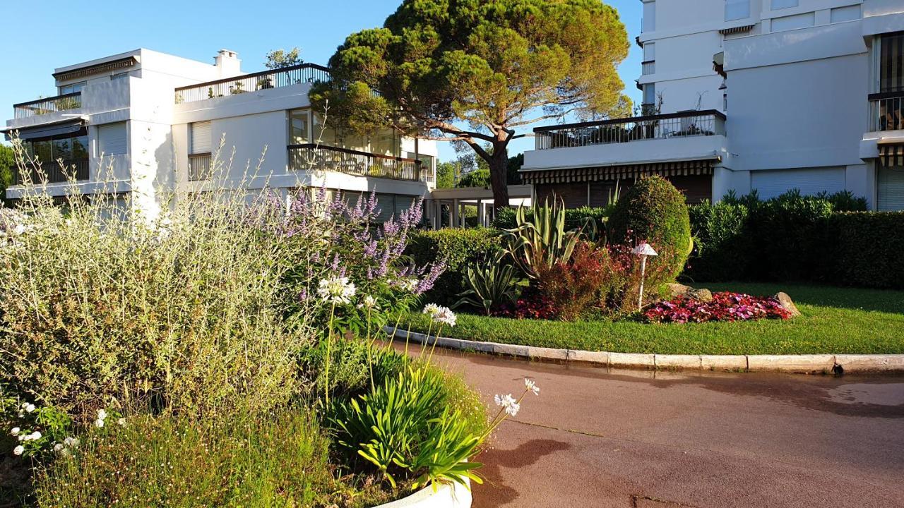 Garden And Beach Sea View Apartment Cannes Mandelieu エクステリア 写真